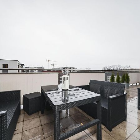 Apartament Z Tarasem Oraz Podziemnym Parkingiem Διαμέρισμα Krasków Εξωτερικό φωτογραφία
