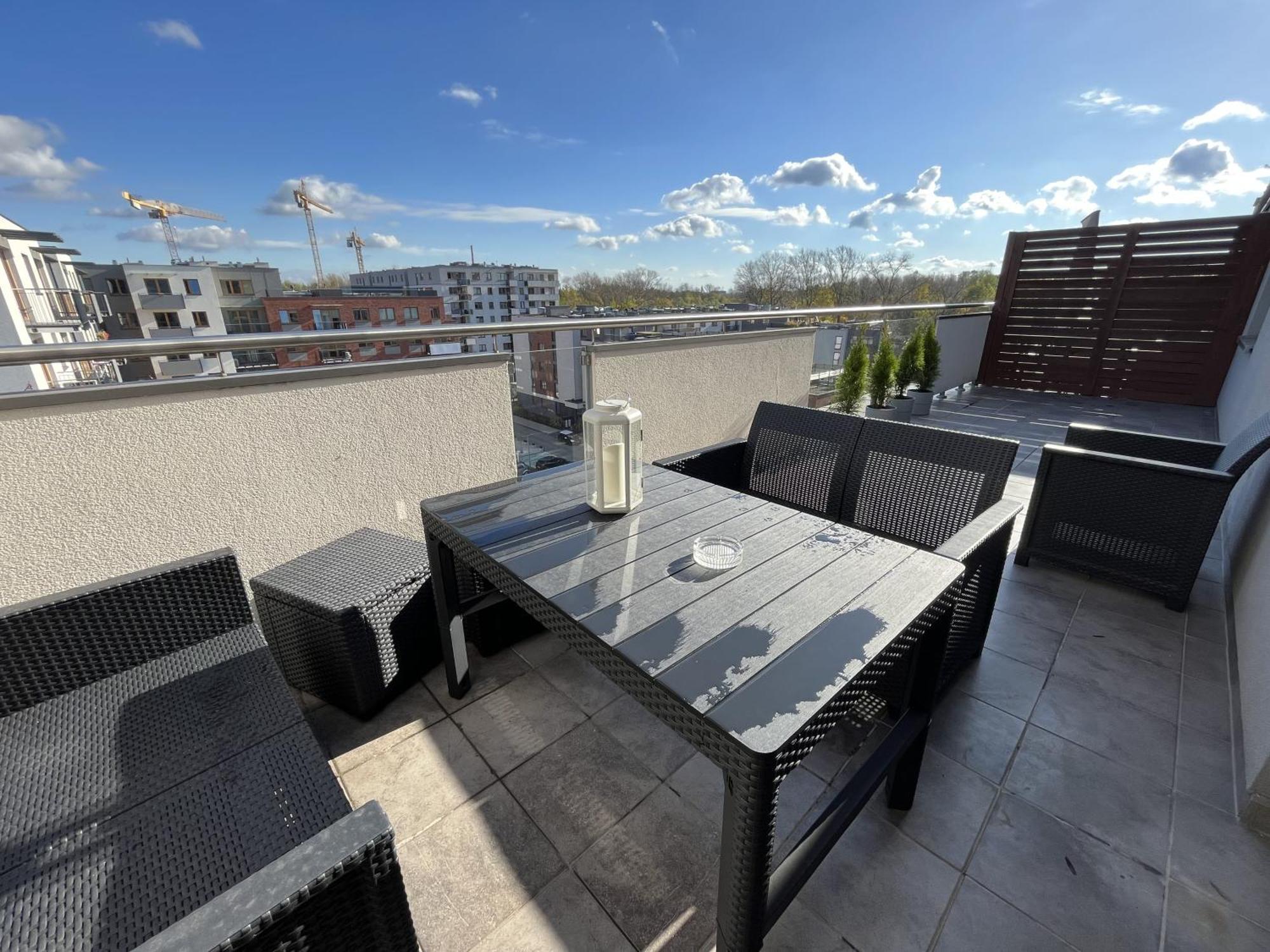 Apartament Z Tarasem Oraz Podziemnym Parkingiem Διαμέρισμα Krasków Εξωτερικό φωτογραφία